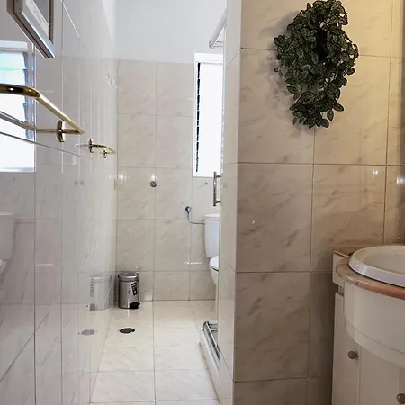 Alloggio in famiglia Cozy Near Metro & Airport Lisbona