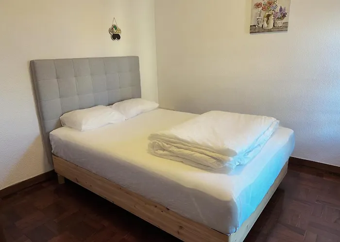 Accommodatie bij particulieren Cozy Near Metro & Airport *