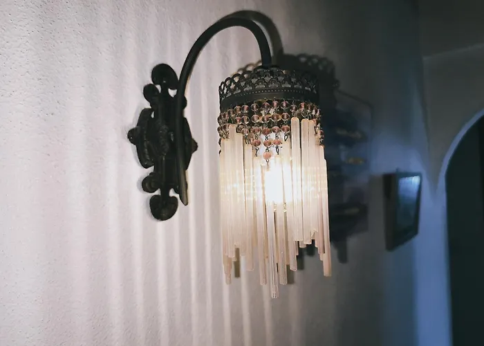 Cozy Near Metro & Airport *