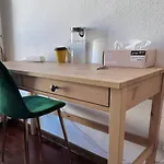 Cozy Near Metro & Airport Lisboa