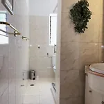 Δωμάτια σε οικογενειακή κατοικία Cozy Near Metro & Airport Lisboa