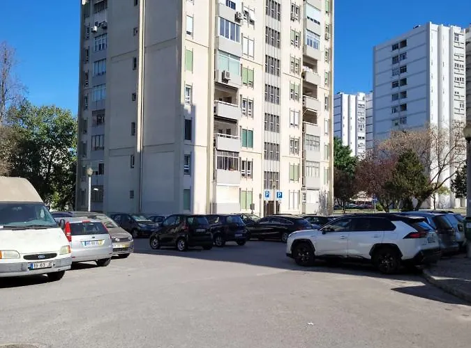 Privat bolig Cozy Near Metro & Airport