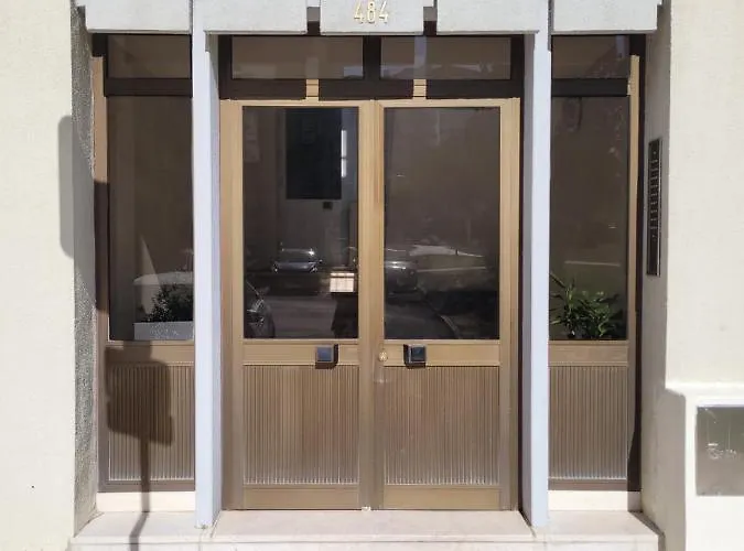 Cozy Near Metro & Airport リスボン